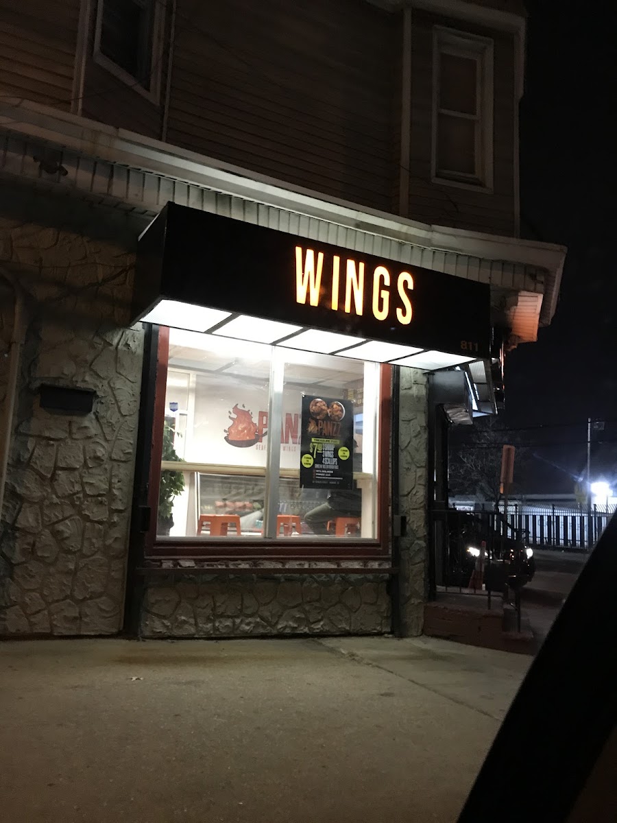 Panzz Seafood & Wings